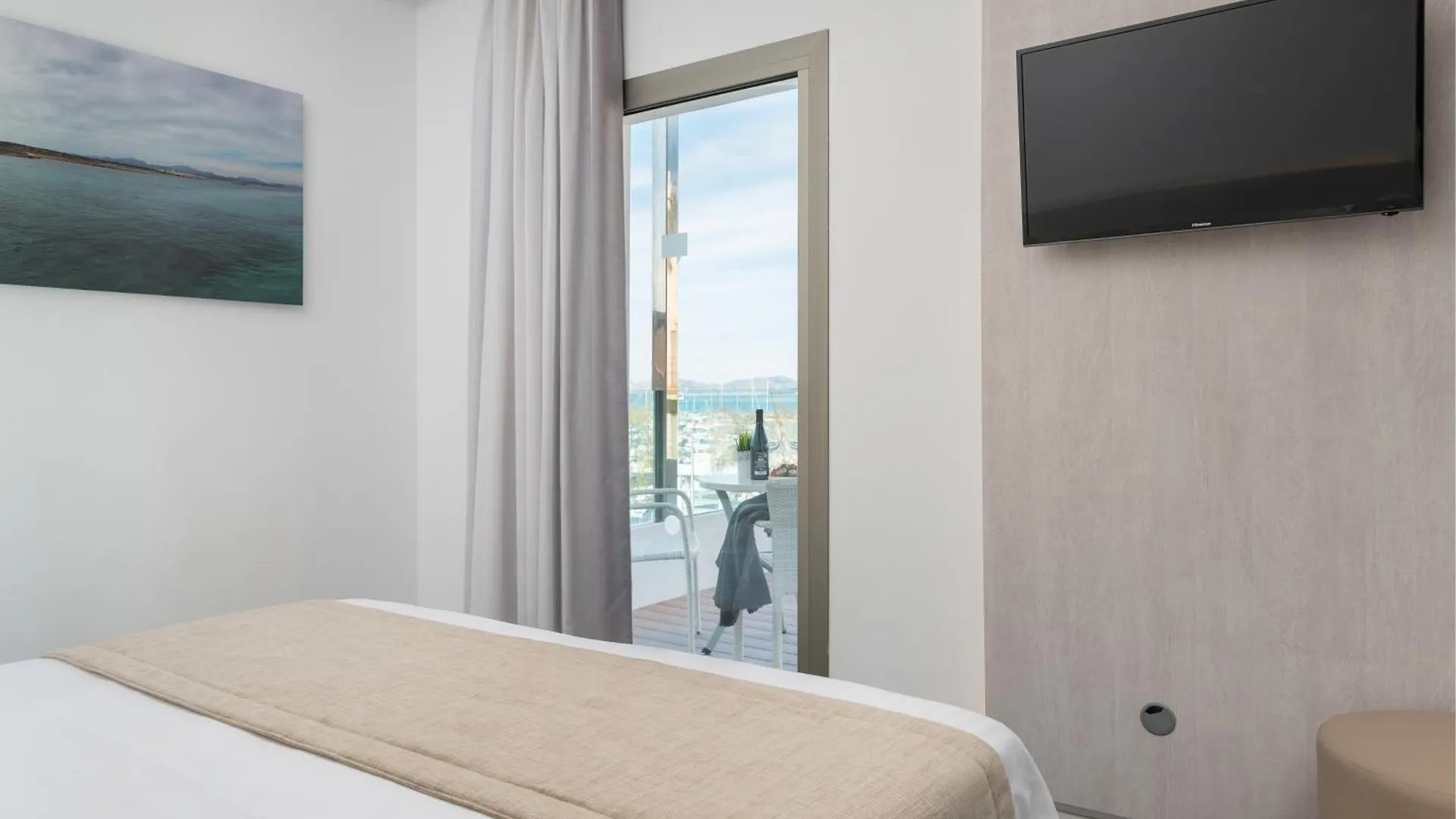 Llaut Boutique Hotel (Adults Only) Can Picafort  Spain